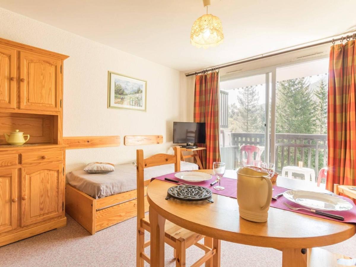 Appartement La Salle-les-Alpes, 3 pièces, 6 personnes - FR-1-330F-41 Serre Chevalier Esterno foto