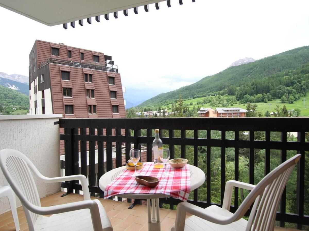 Appartement La Salle-les-Alpes, 3 pièces, 6 personnes - FR-1-330F-41 Serre Chevalier Esterno foto