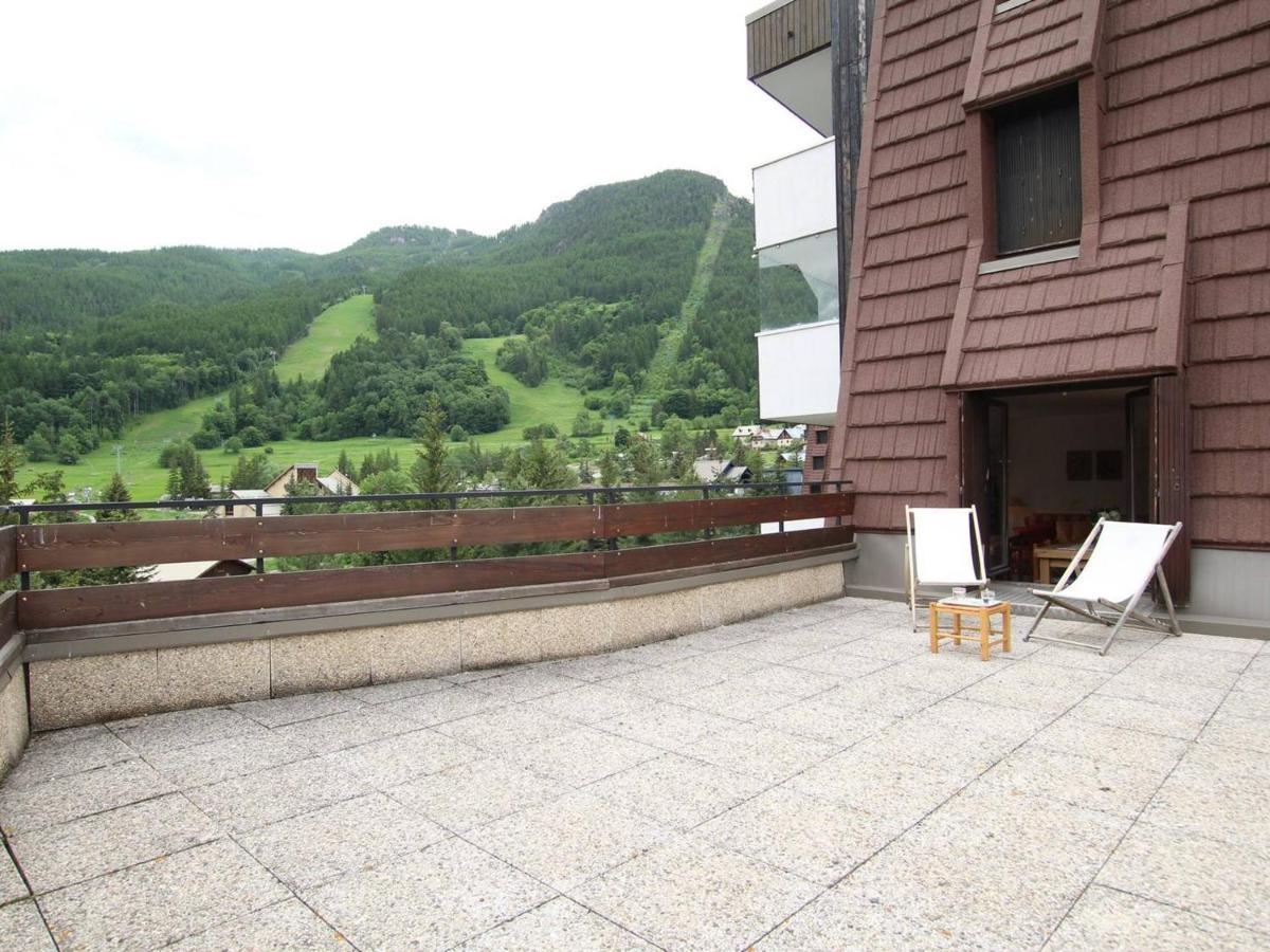 Appartement La Salle-les-Alpes, 3 pièces, 6 personnes - FR-1-330F-41 Serre Chevalier Esterno foto